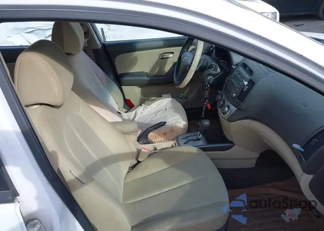 2010 Hyundai Elantra Gls z USA, uszkodzony, nr VIN KMHDU4AD9AU187114